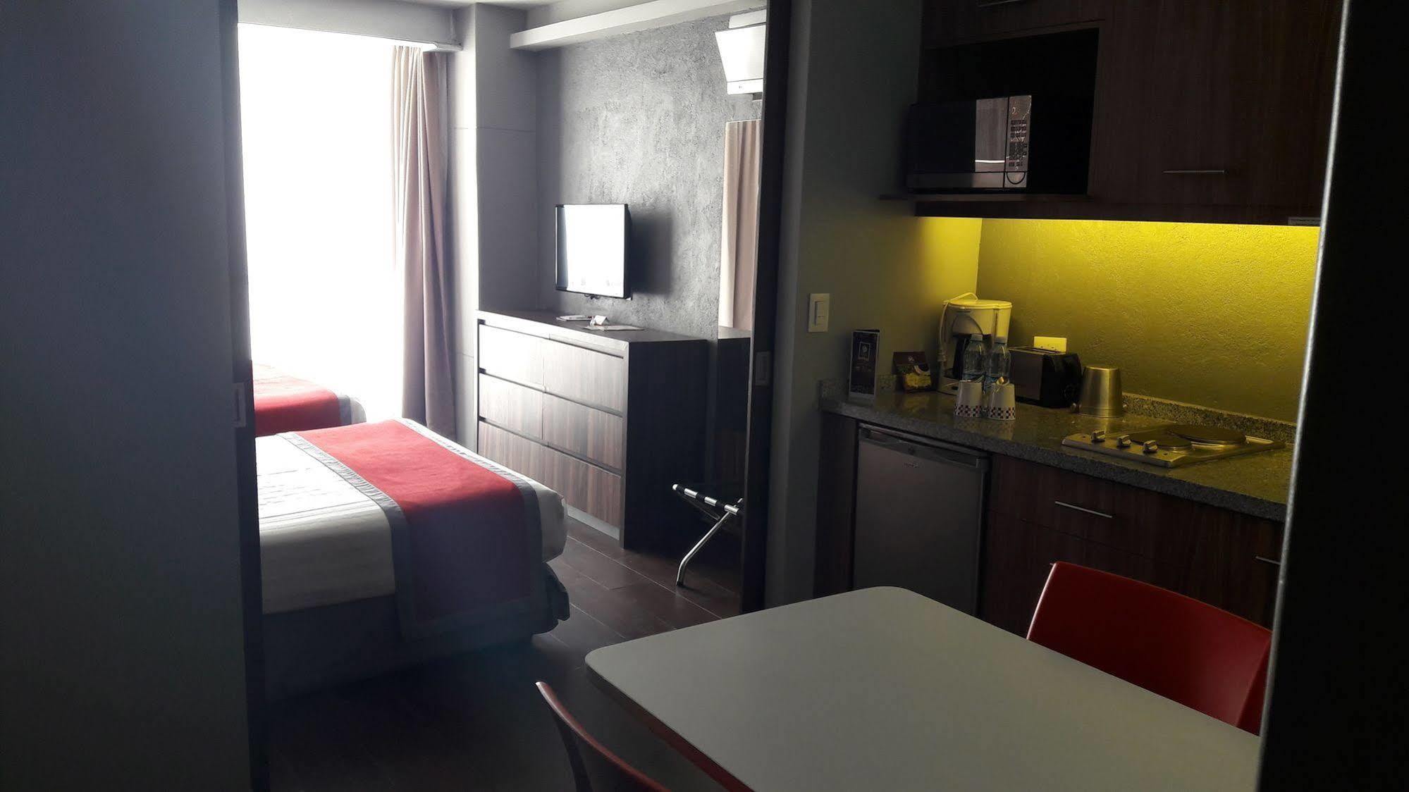 Hotel Block Suites Мехіко Екстер'єр фото