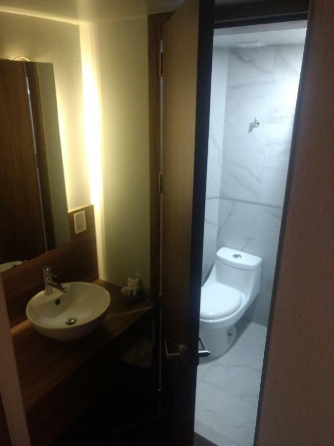 Hotel Block Suites Мехіко Екстер'єр фото